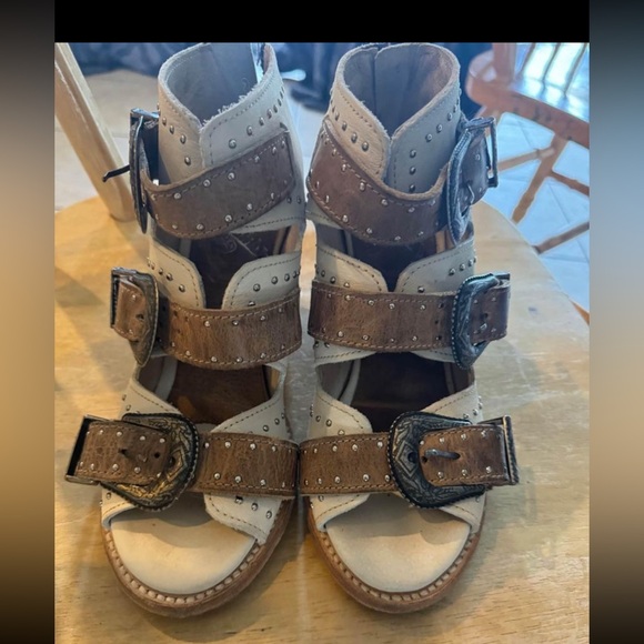 COMING SOON FREEBIRD BOOTIES SANDALS HEELS FREEBIRD BY STEVEN - Picture 5 of 7